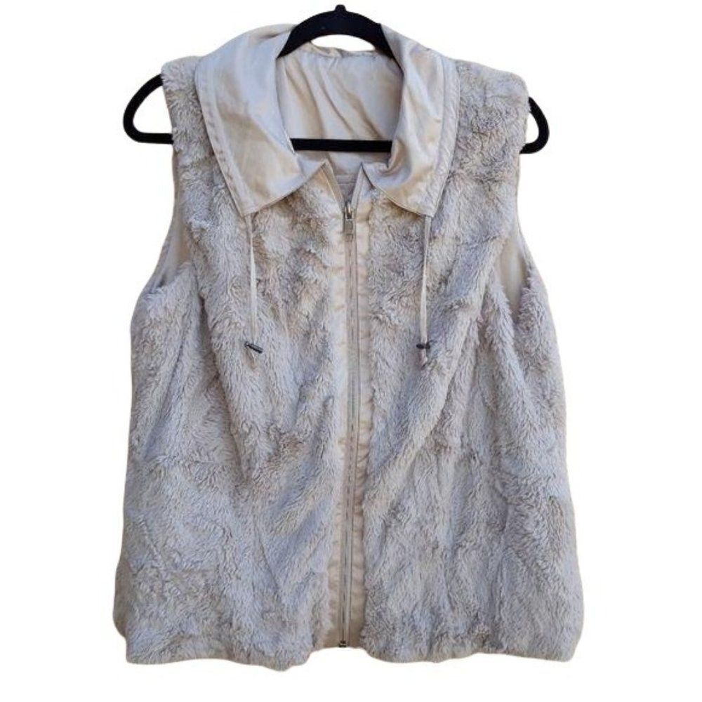CAbi Vest 251‎ Reversible Alpine Faux Fur Snow Bunny Satin Sheen Zip Up Tan L